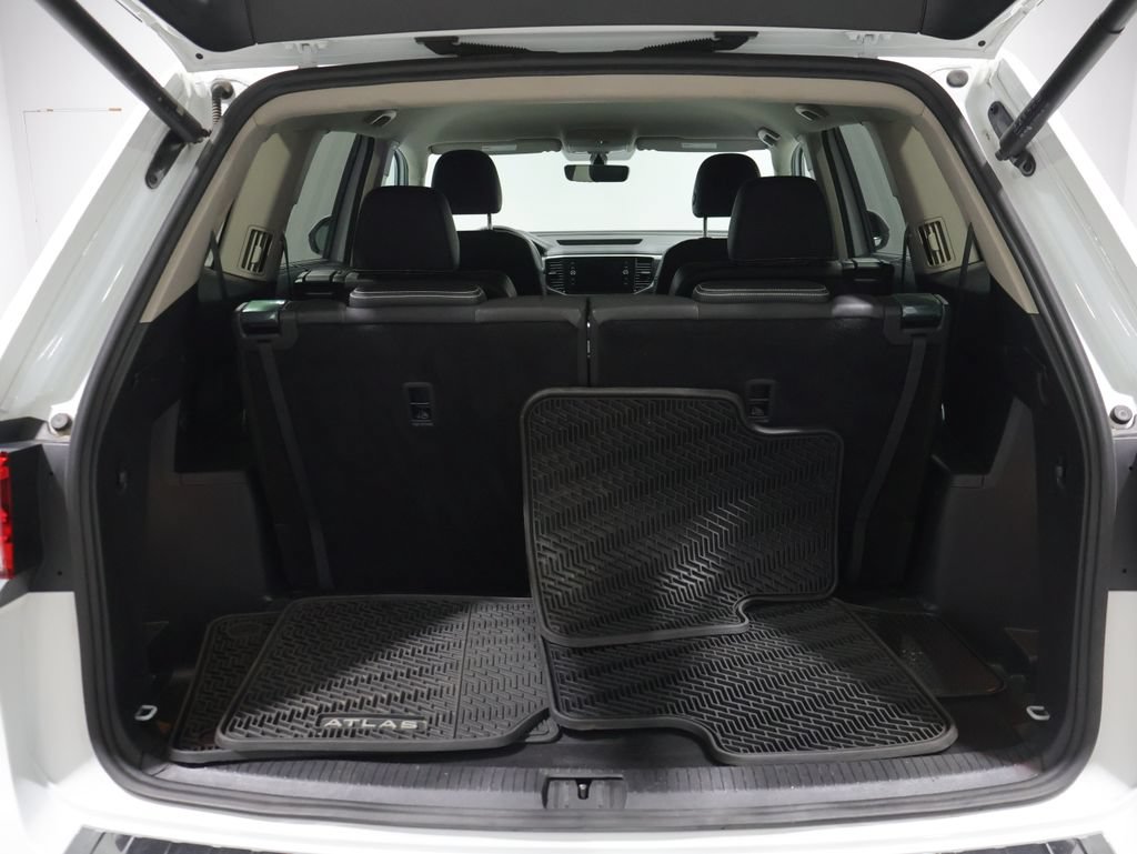 Used 2023 Volkswagen Atlas SE AWD/4WD image 4