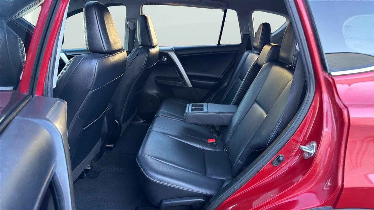 Used 2015 Toyota RAV4 Limited AWD/4WD image 20