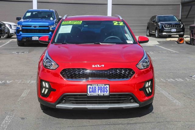 Used 2022 Kia Niro LX image 3