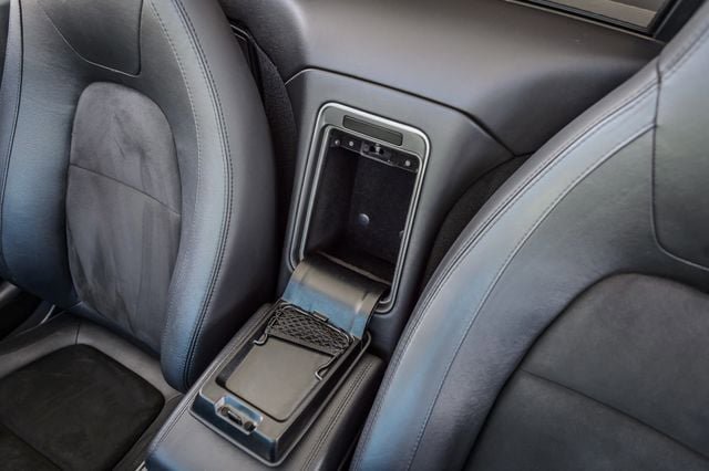 Used 2014 Jaguar F-TYPE Convertible image 39