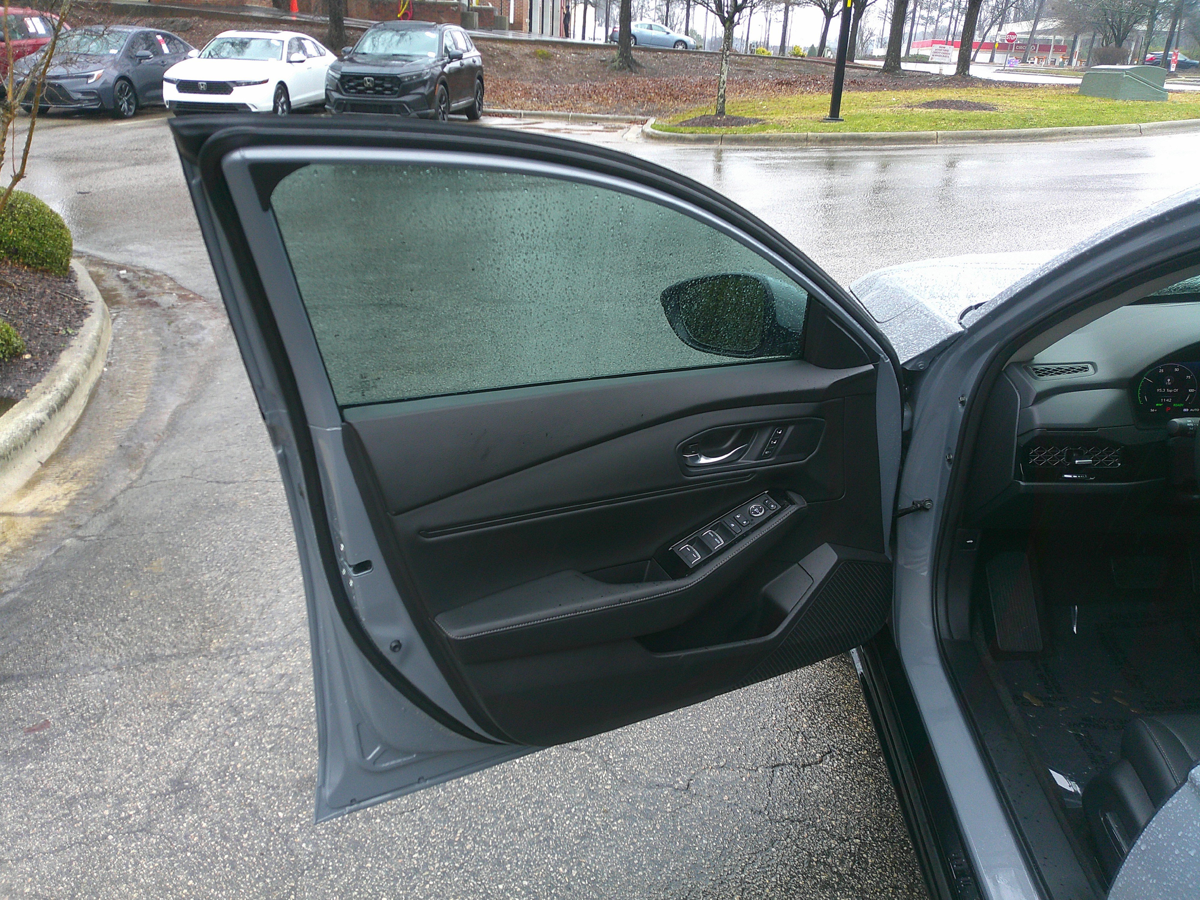 Used 2025 Honda Accord Touring image 15