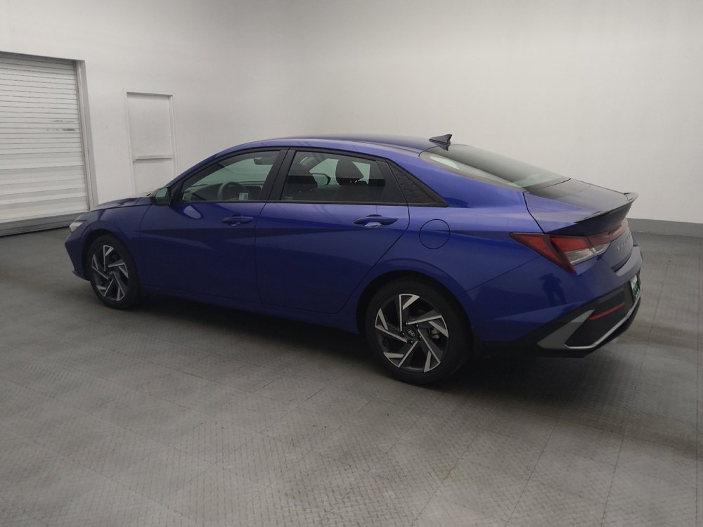 Used 2025 Hyundai Elantra Sport w/ Cargo Package FWD image 3