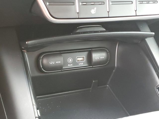 Used 2018 Kia Sorento LX image 19