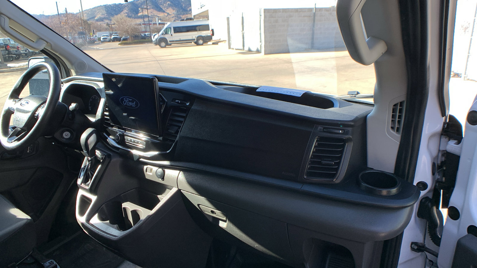 Used 2024 Ford Transit 350 XLT image 22