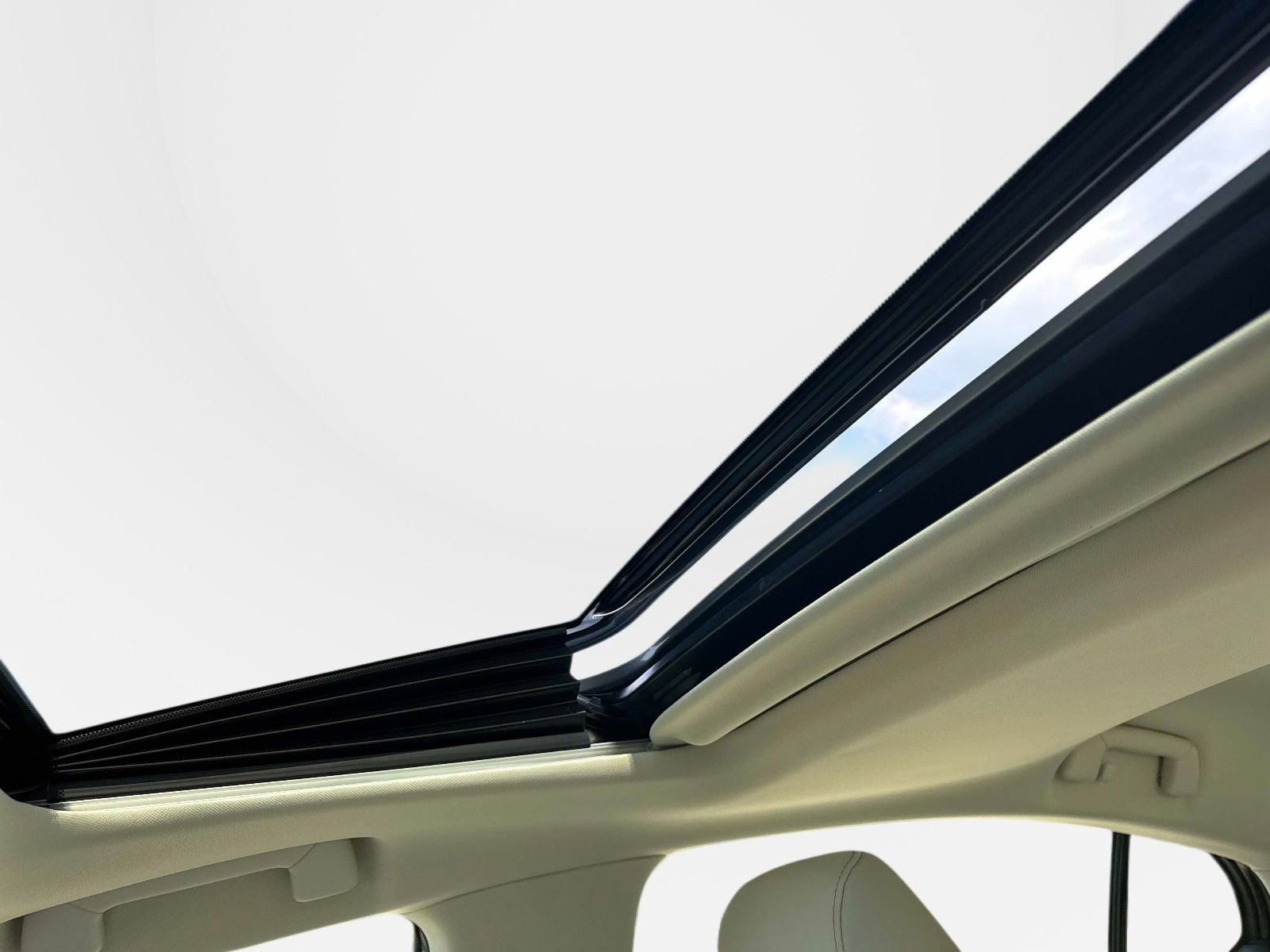 Used 2025 Lexus ES 350 w/ Premium Package image 23