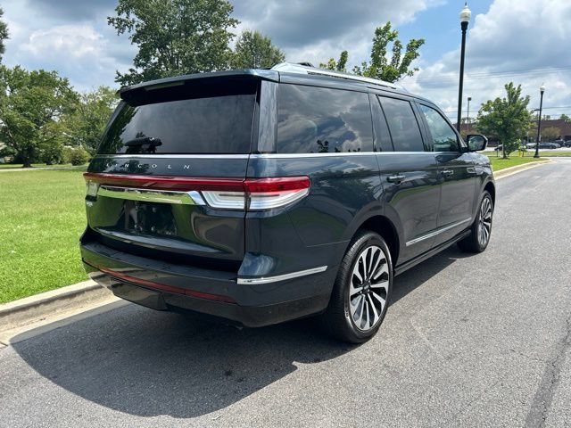 Used 2022 Lincoln Navigator Reserve AWD/4WD image 22