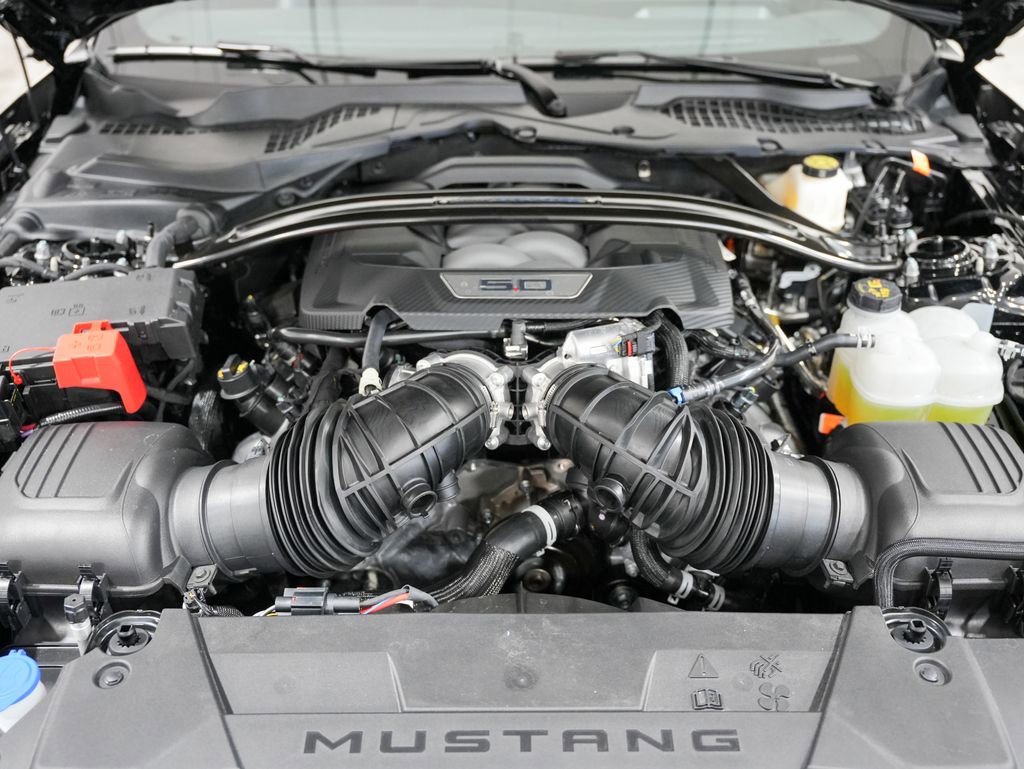 Used 2025 Ford Mustang Dark Horse w/ Dark Horse Handlin Package RWD image 35