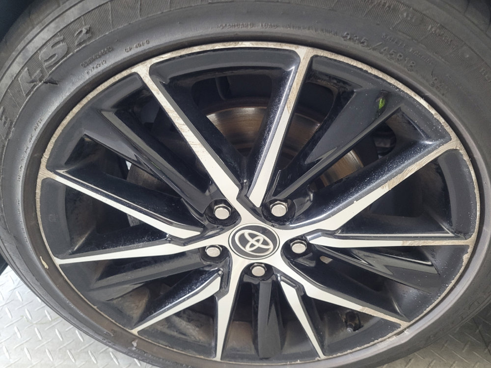 Used 2021 Toyota Camry SE w/ Cold Weather Package image 31