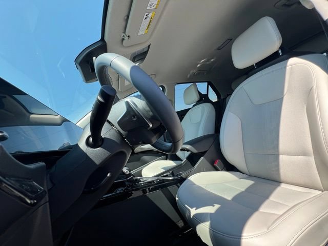 Certified 2026 Kia Niro EX FWD image 14