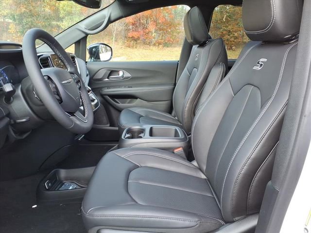 New 2026 Chrysler Pacifica Select w/ S Appearance Package AWD/4WD image 7