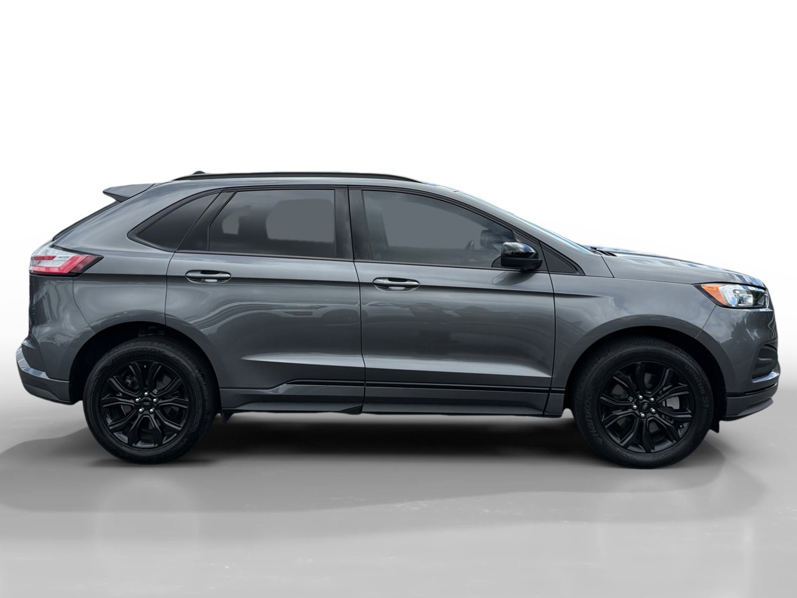 Certified 2023 Ford Edge SE w/ Black Appearance Package AWD/4WD image 6