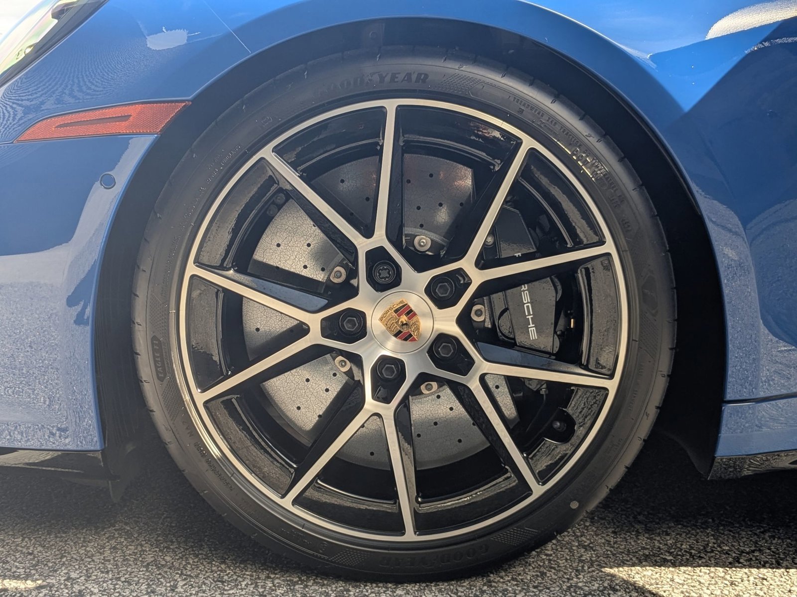 Certified 2025 Porsche 911 Carrera 4 GTS image 13