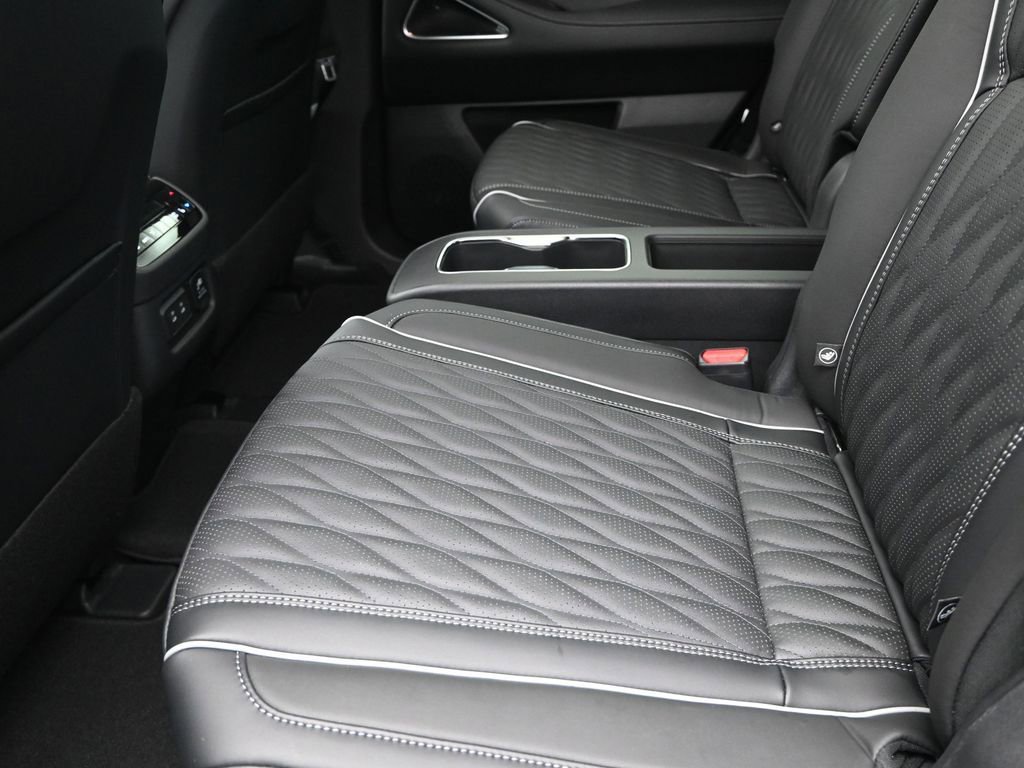 New 2026 INFINITI QX60 Autograph w/ Dark Cargo Package image 17
