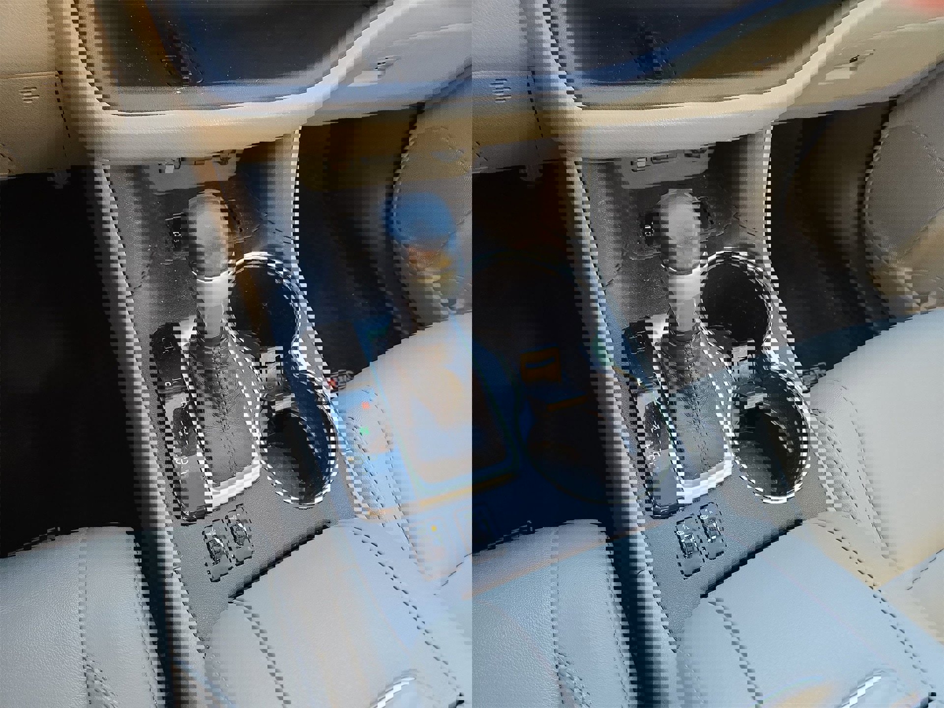 Used 2018 Toyota Highlander XLE image 22