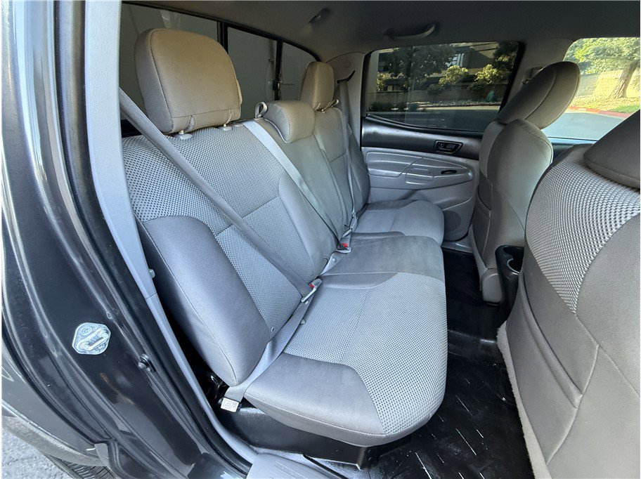 Used 2014 Toyota Tacoma PreRunner RWD image 14