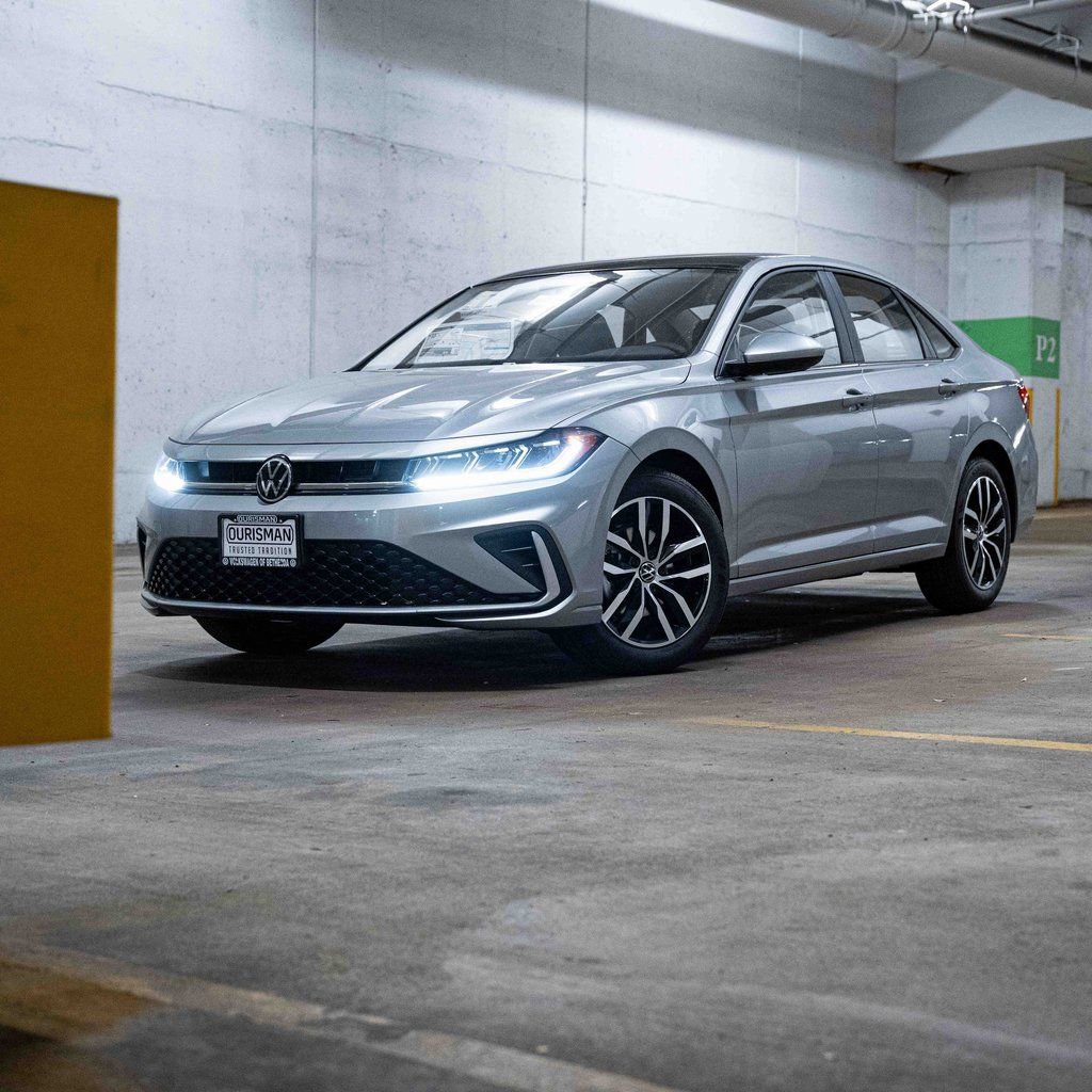 New 2026 Volkswagen Jetta SE image 1