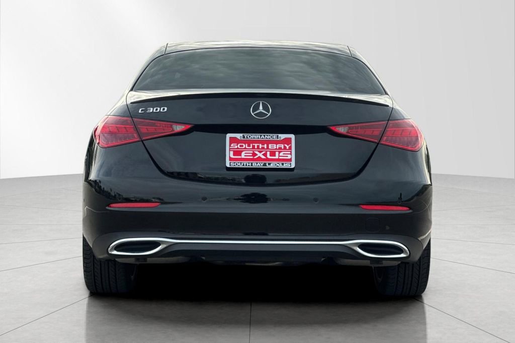 Used 2025 Mercedes-Benz C 300 Sedan image 5