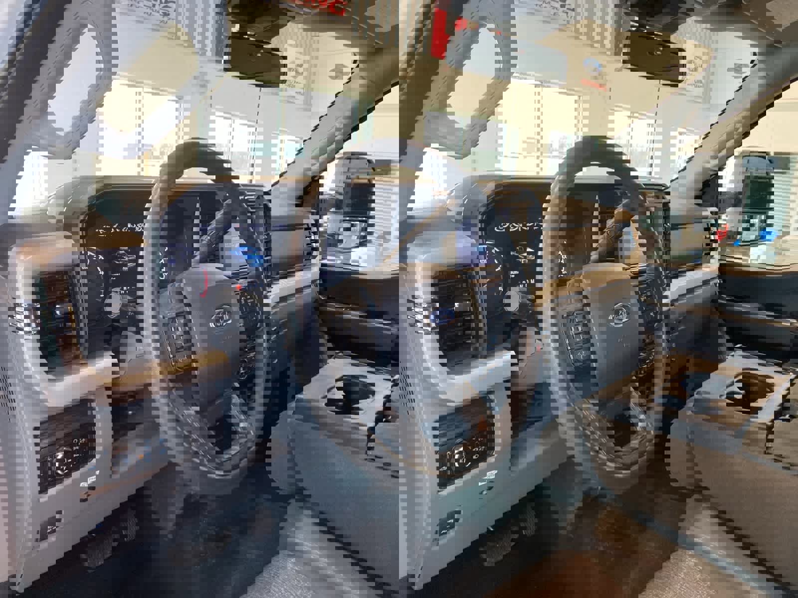 Used 2023 Ford F250 XLT image 10