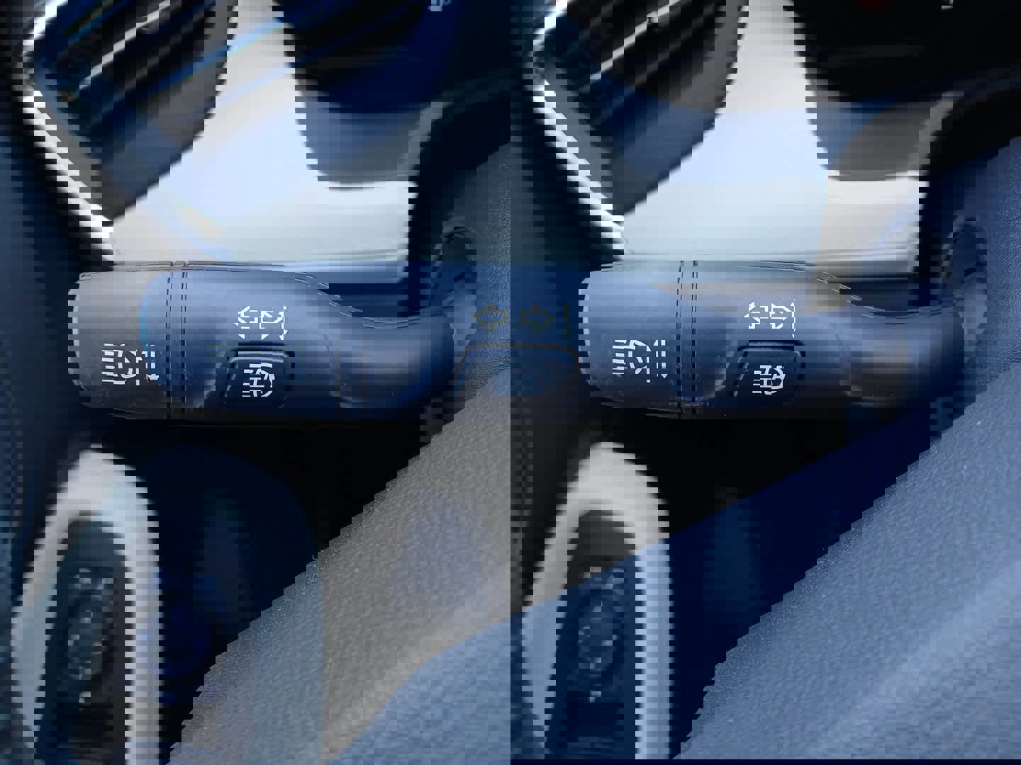 Used 2024 Buick Encore GX Sport Touring w/ Experience Buick Package image 24