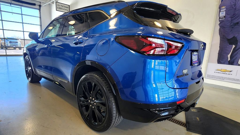 Used 2019 Chevrolet Blazer RS w/ Sun and Wheels Package AWD/4WD image 5