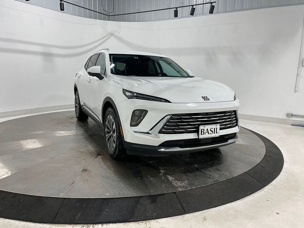 Used 2025 Buick Envision Preferred image 10