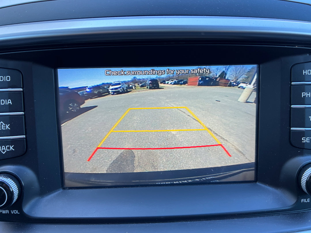 Used 2020 Kia Sorento LX w/ LX I4 Convenience Package image 22