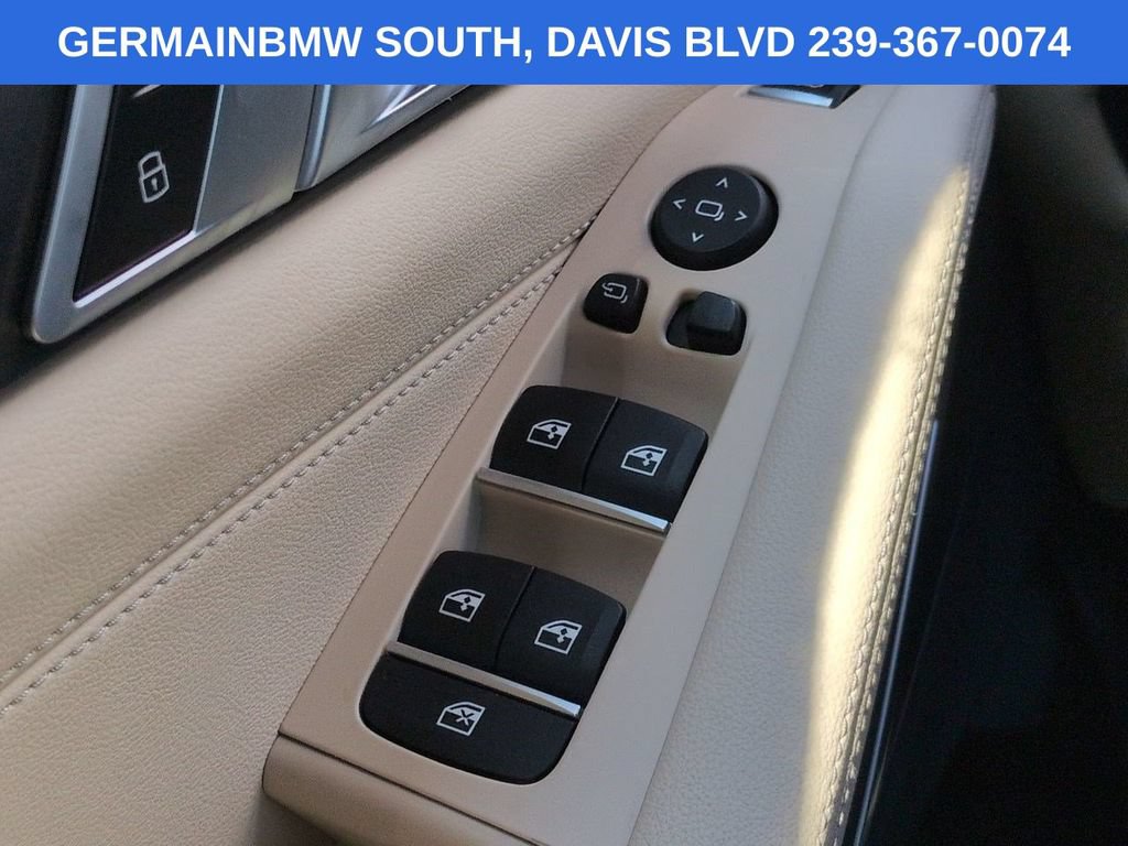 Used 2022 BMW X5 sDrive40i w/ Luxury Seating Package RWD image 27