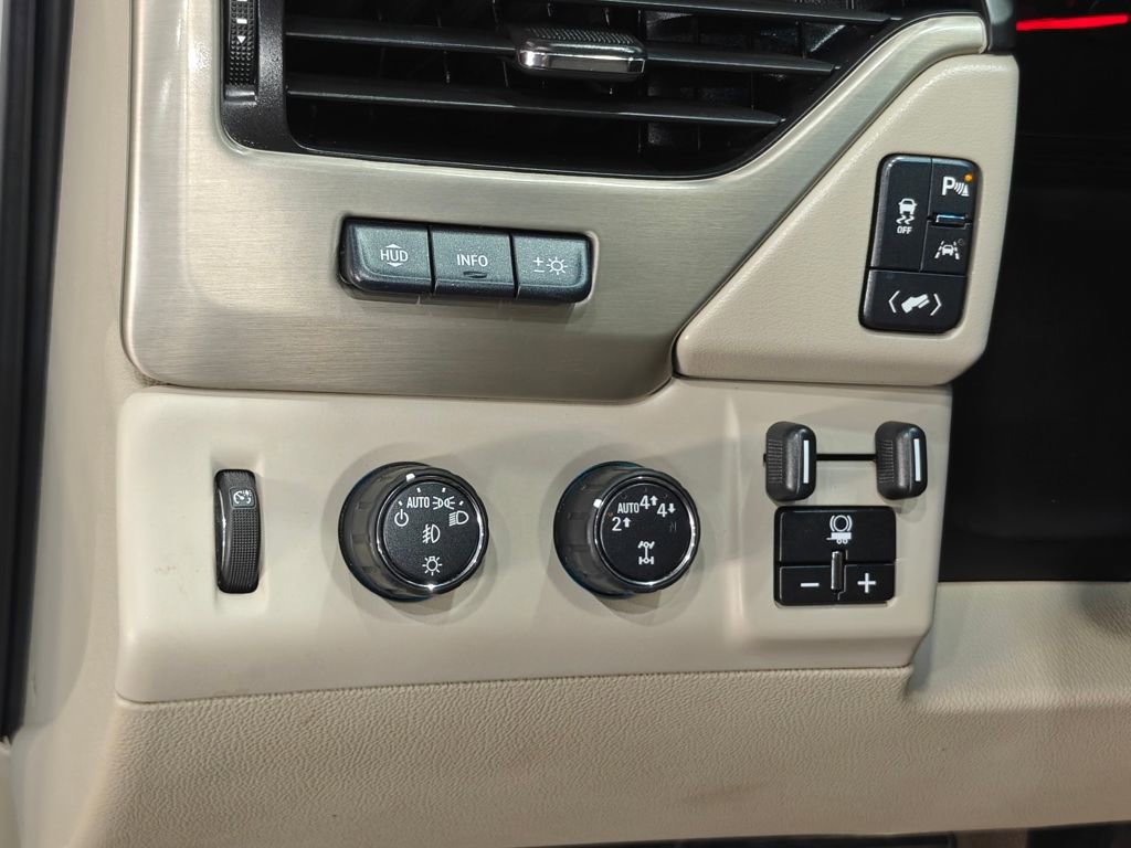Used 2019 GMC Yukon Denali w/ Open Road Package image 9