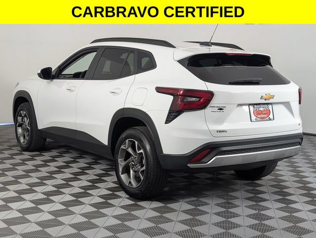 Certified 2025 Chevrolet Trax LT w/ LT Convenience Package FWD image 5
