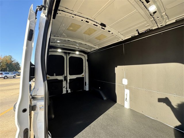 New 2026 Ford Transit 250 148 Medium Roof Extended AWD w/ Load Area Protection Package image 11