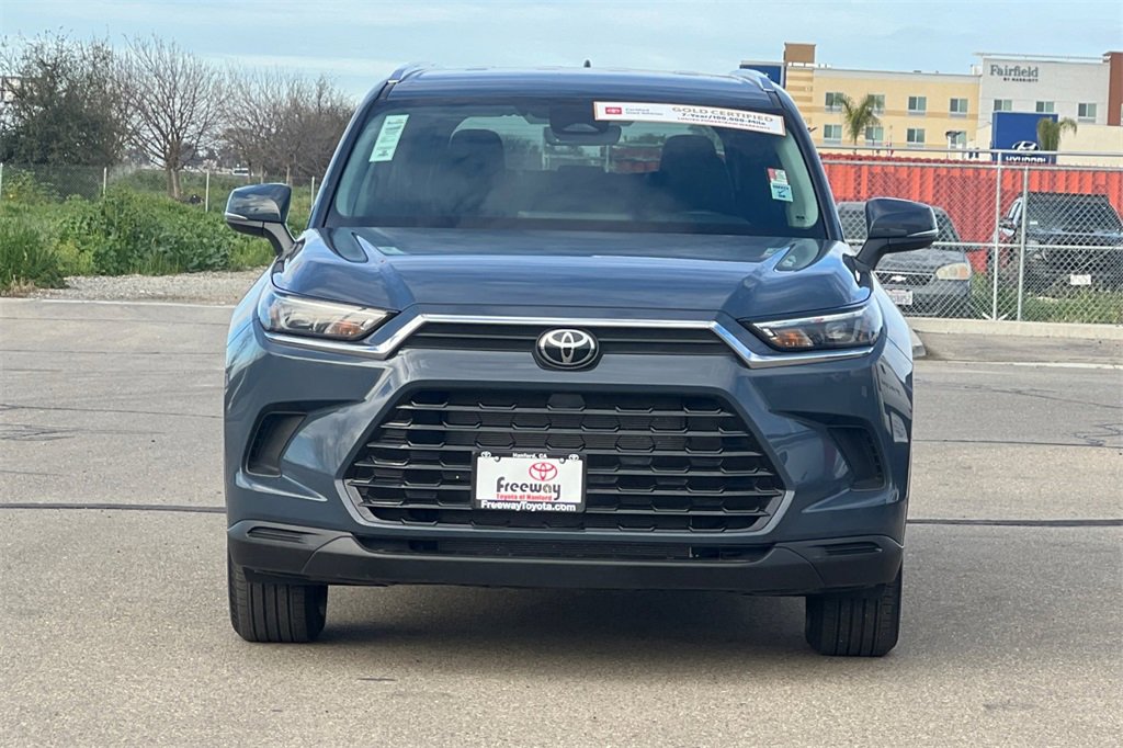 Certified 2025 Toyota Grand Highlander AWD image 11