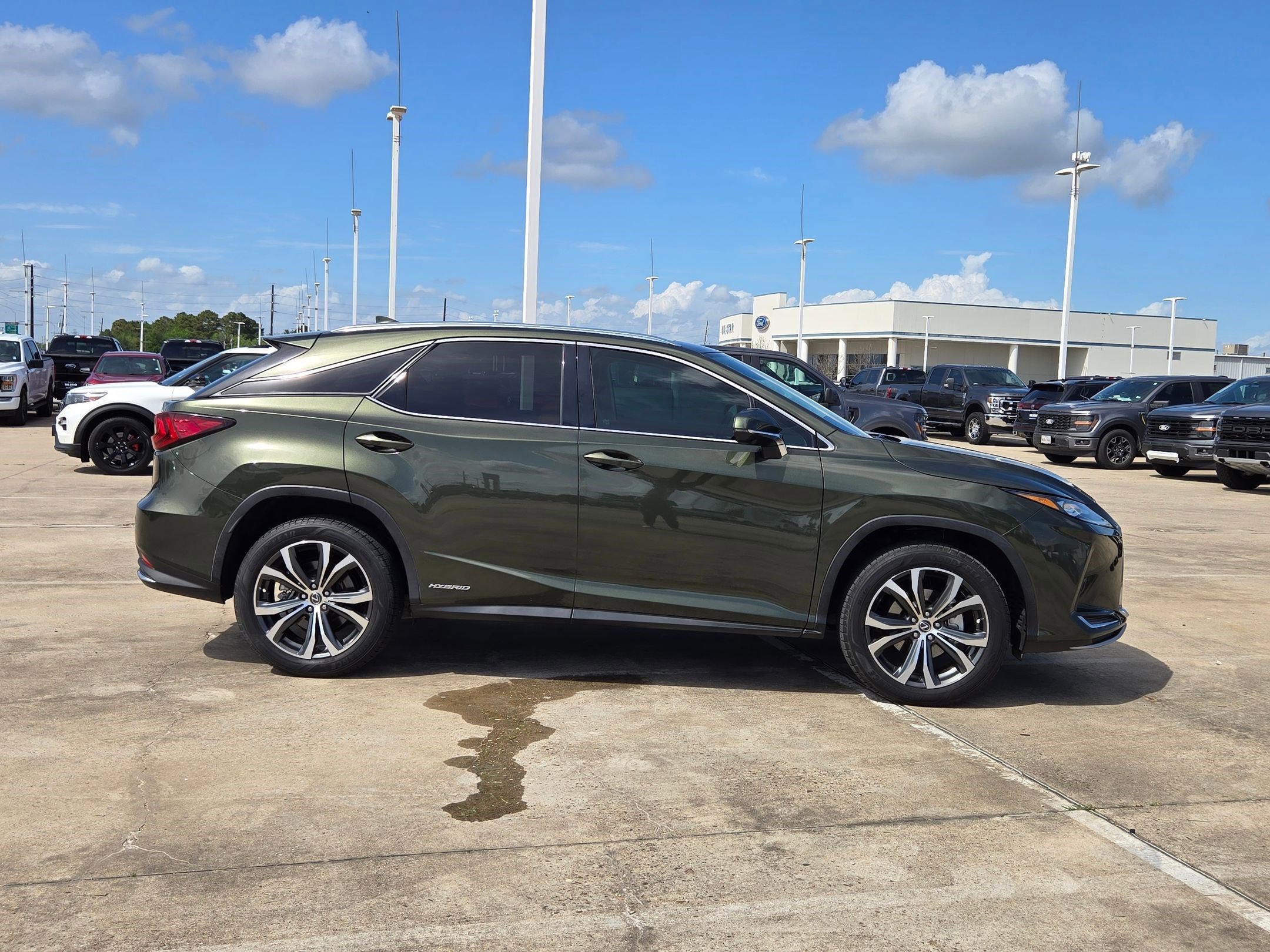 Used 2021 Lexus RX 450h AWD w/ Premium Package image 2