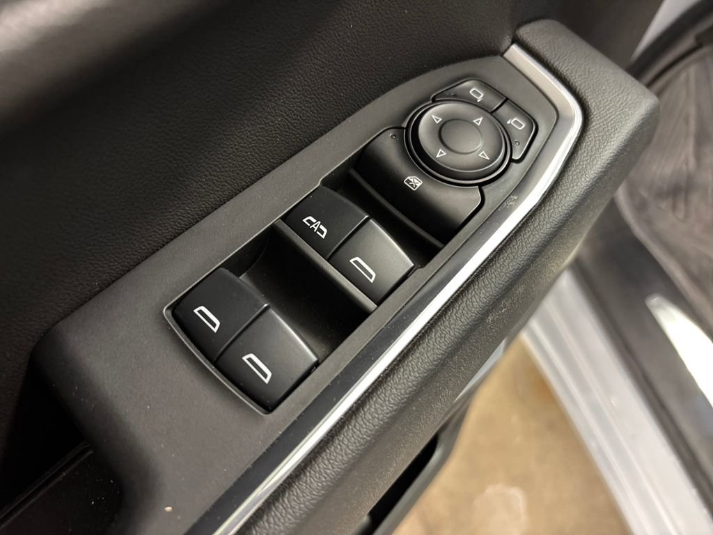 Used 2024 GMC Sierra 1500 Elevation image 24