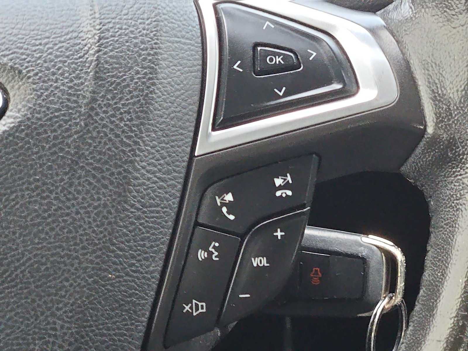 Used 2014 Ford Fusion SE w/ Equipment Group 202A FWD image 32