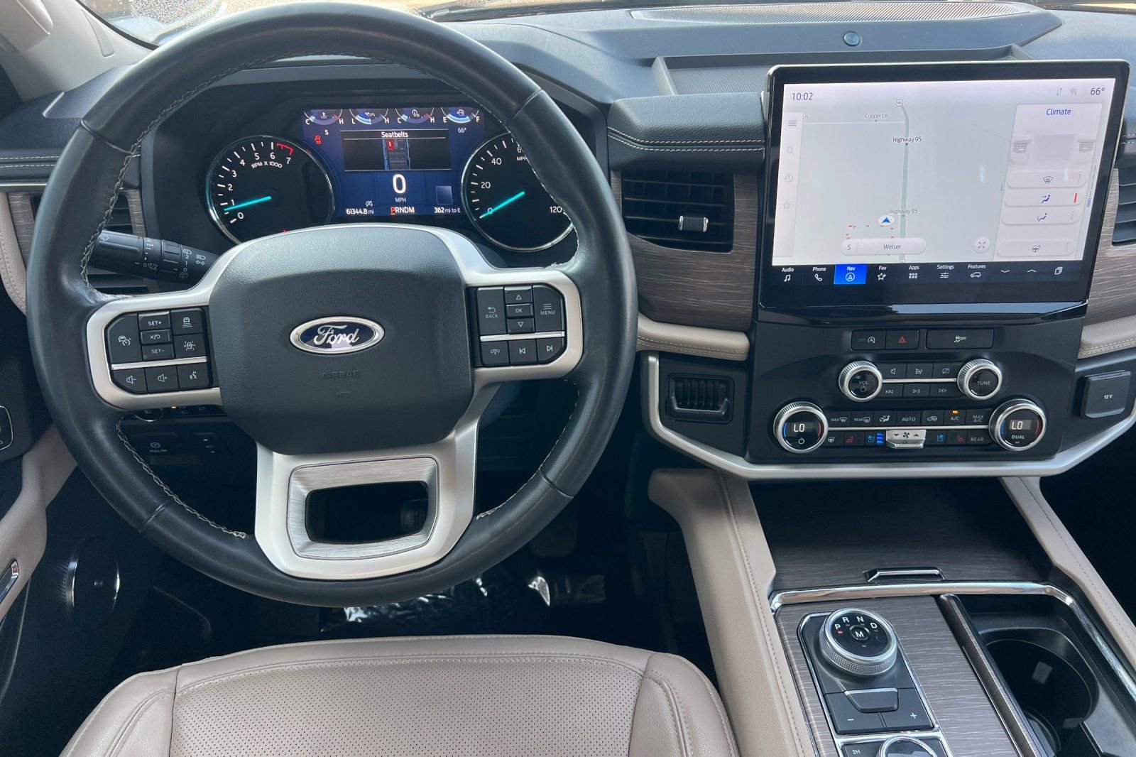 Used 2024 Ford Expedition Limited image 15