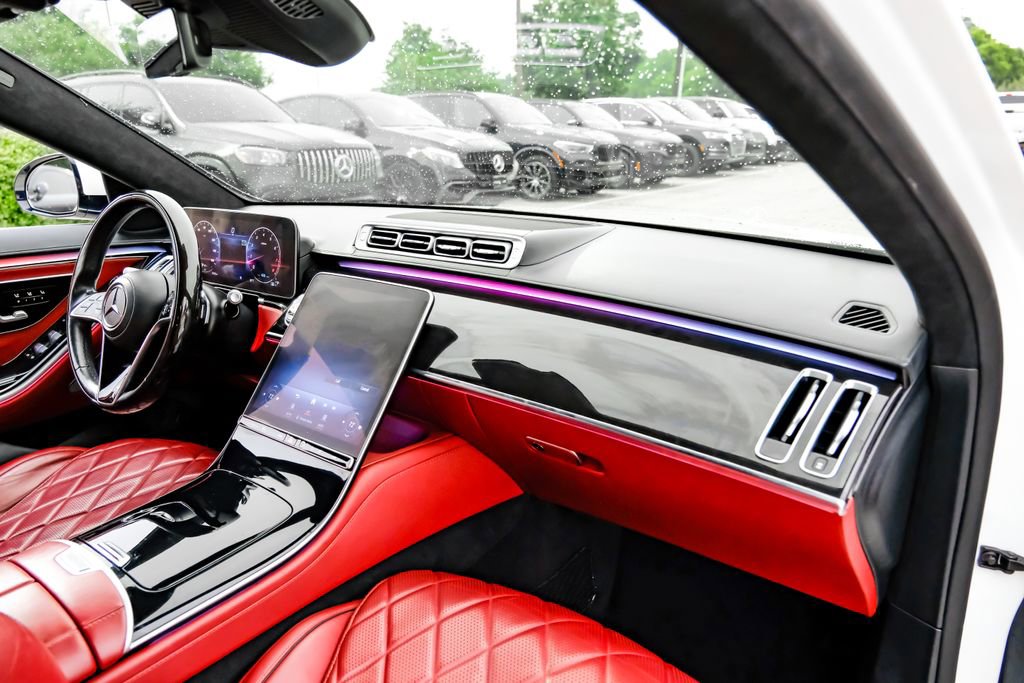 Used 2021 Mercedes-Benz S 580 4MATIC Sedan w/ AMG Line image 9