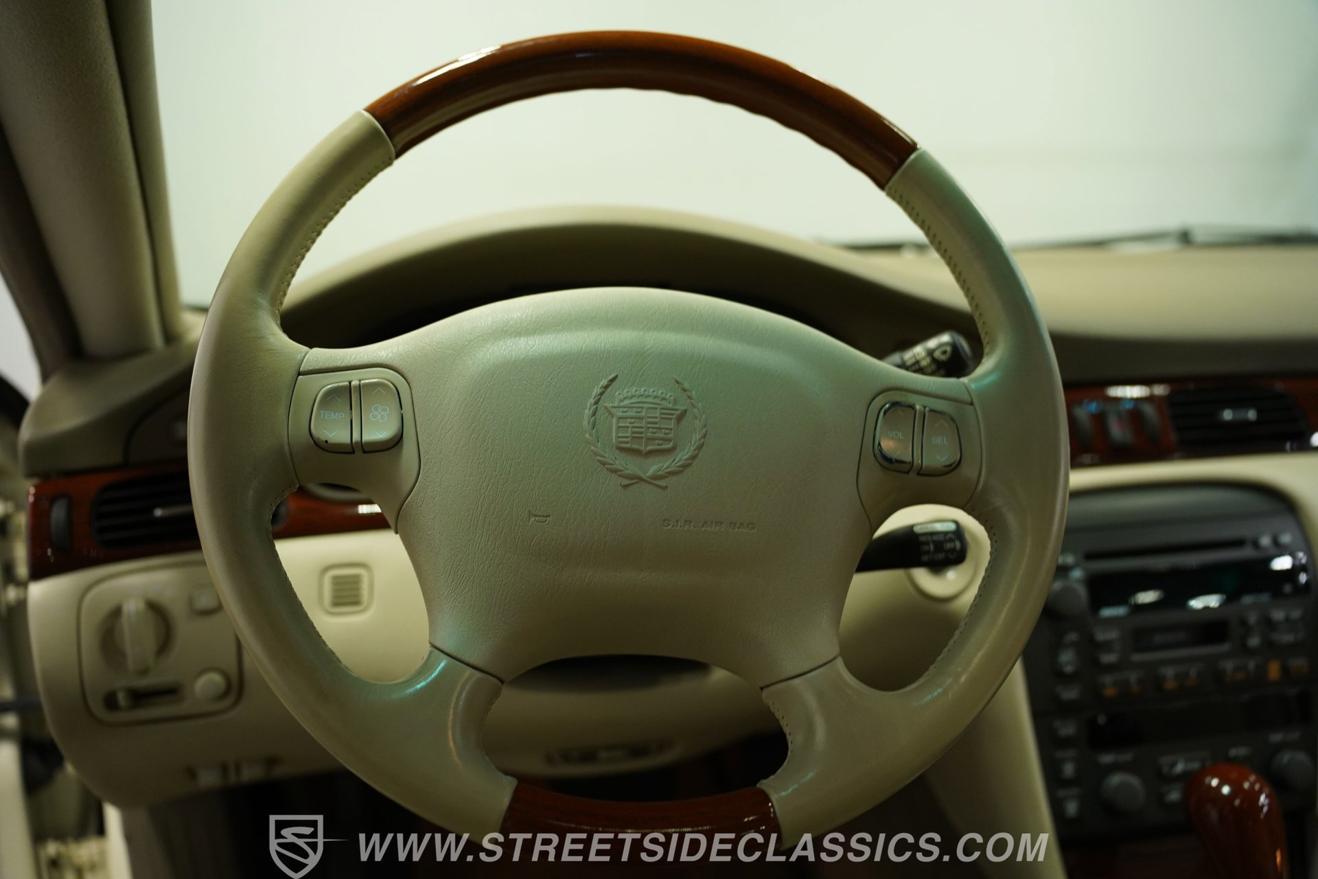 Used 1998 Cadillac Seville STS w/ Heated Seats Pkg image 37