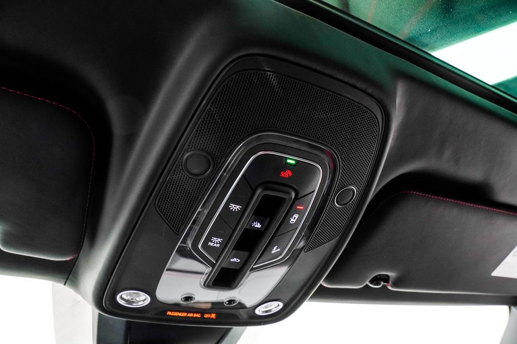 Used 2024 Lamborghini Urus Performante AWD/4WD image 38