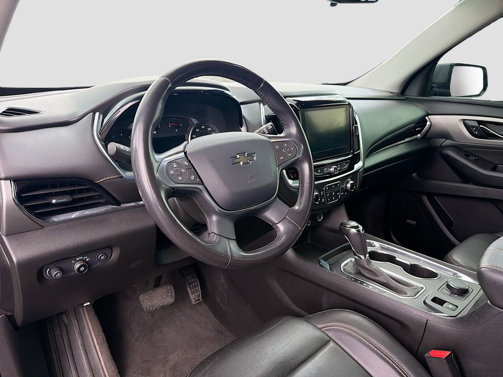 Used 2020 Chevrolet Traverse RS w/ LPO, Floor Liner Package image 9