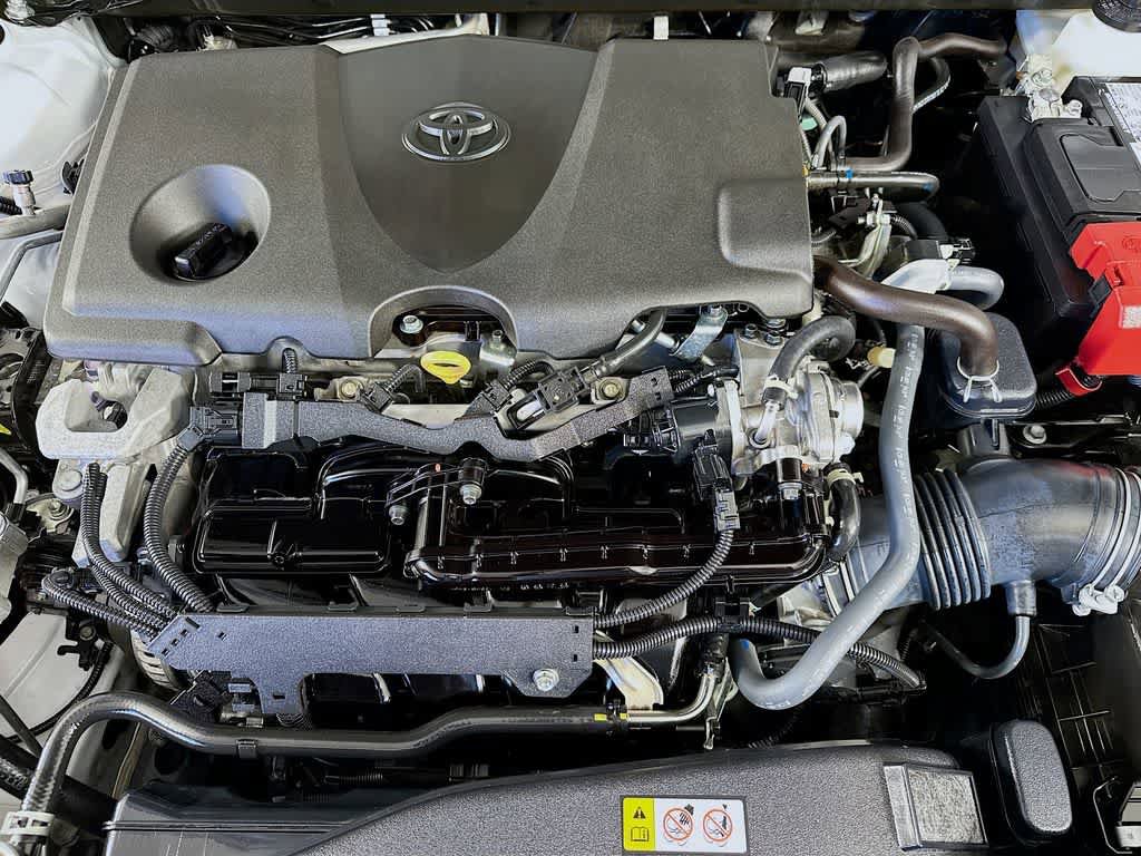 Used 2024 Toyota Camry LE FWD image 9