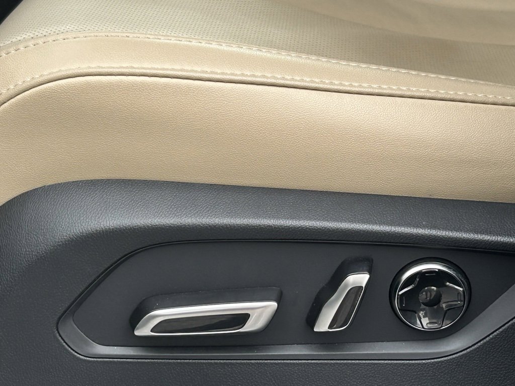 Used 2024 Acura MDX SH-AWD w/ Technology Package image 14