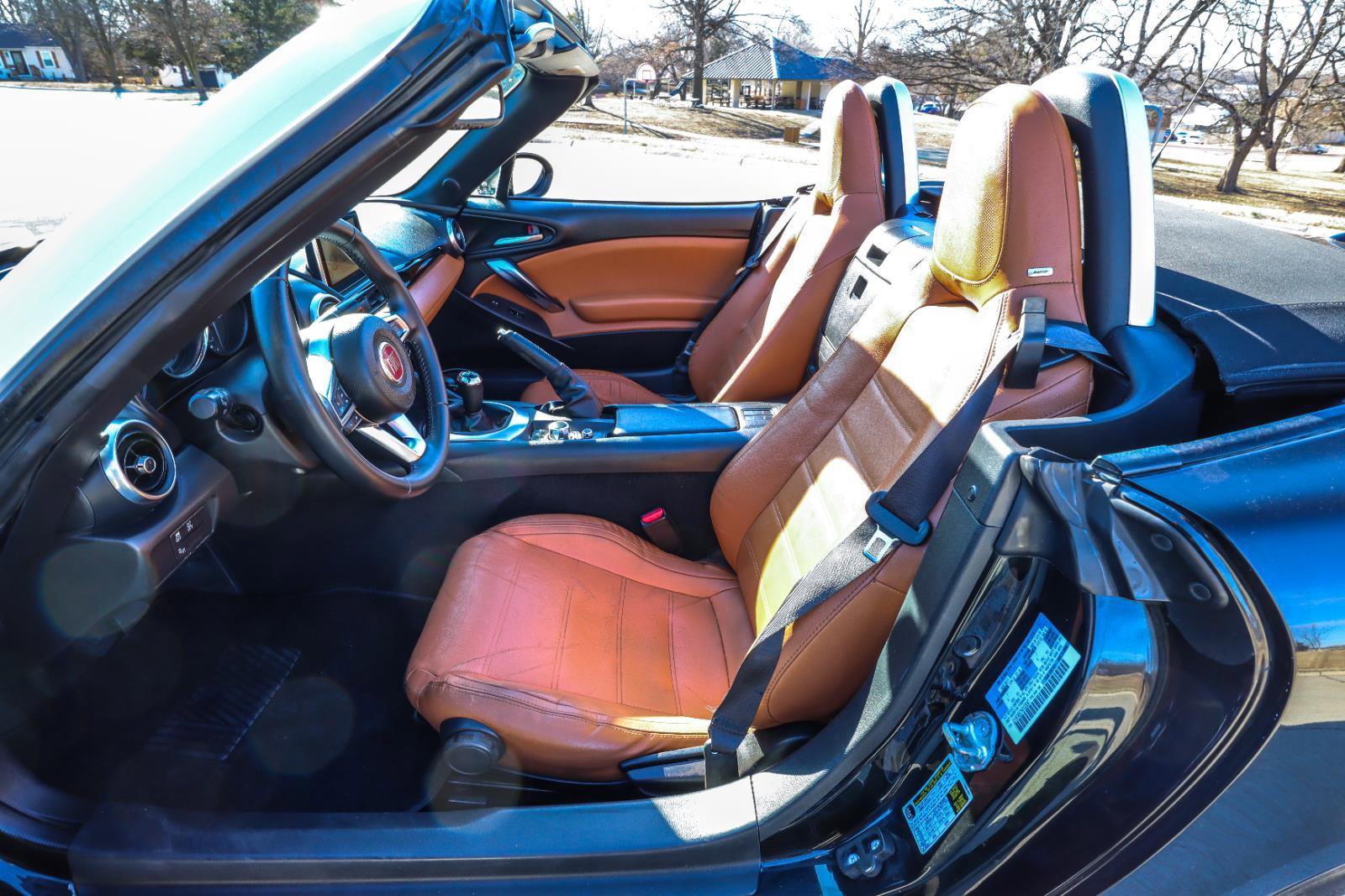Used 2017 FIAT 124 Spider Lusso image 38