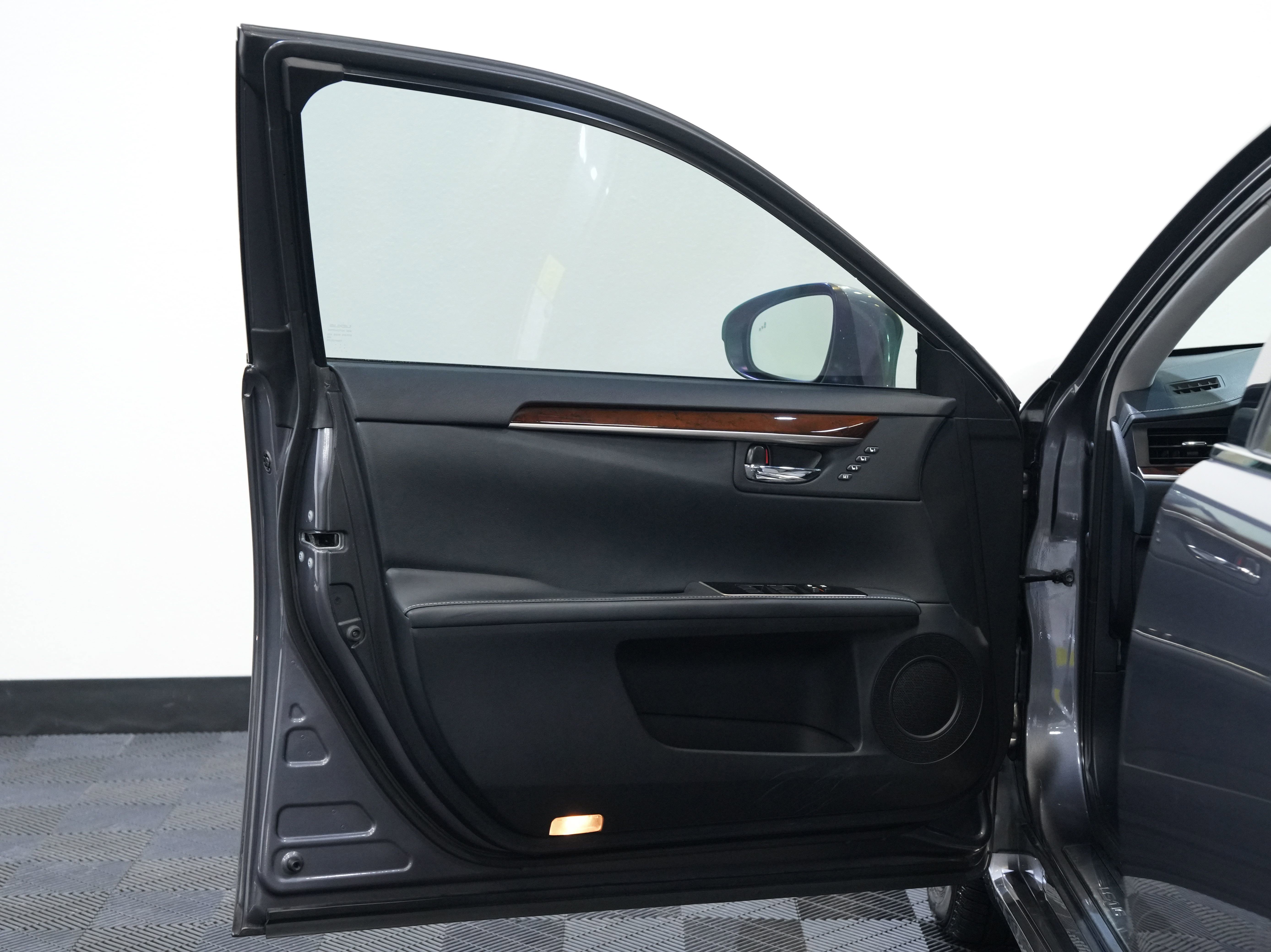 Used 2018 Lexus ES 350 w/ Navigation System Package FWD image 21