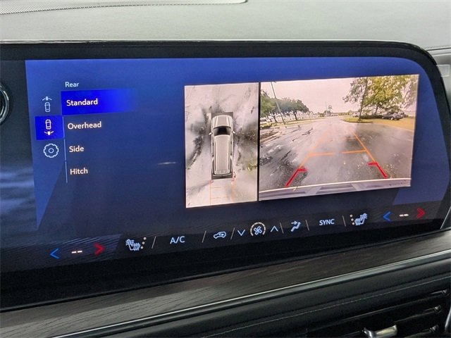 Used 2025 Chevrolet Suburban Z71 w/ Comfort Package image 24