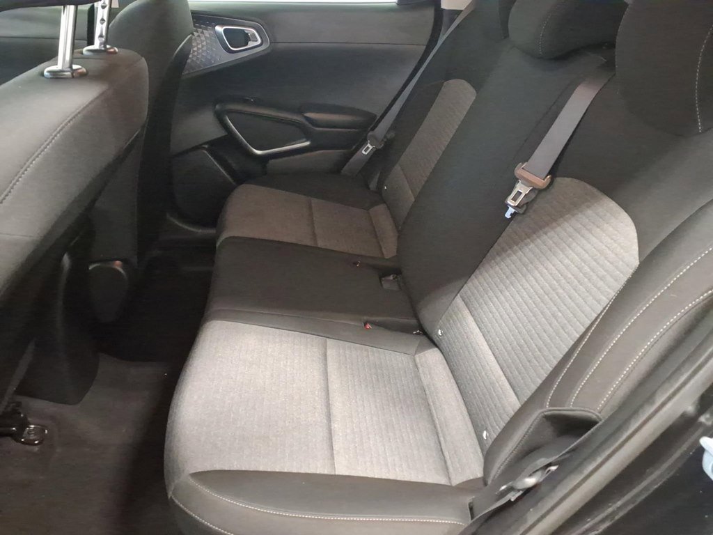 Used 2020 Kia Soul S image 19