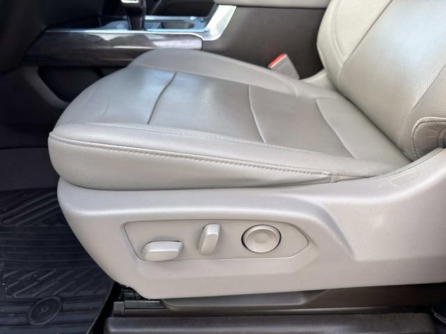 Used 2024 Chevrolet Silverado 1500 LTZ AWD/4WD image 39