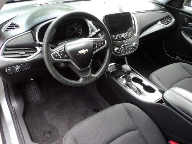 Used 2023 Chevrolet Malibu LT image 7