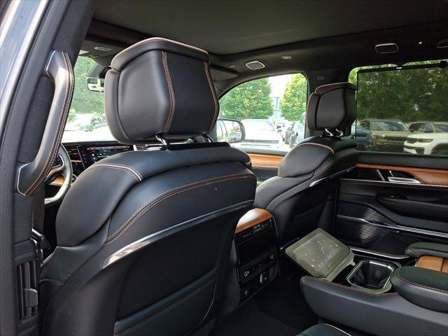 Certified 2024 Jeep Grand Wagoneer L Series III AWD/4WD image 21