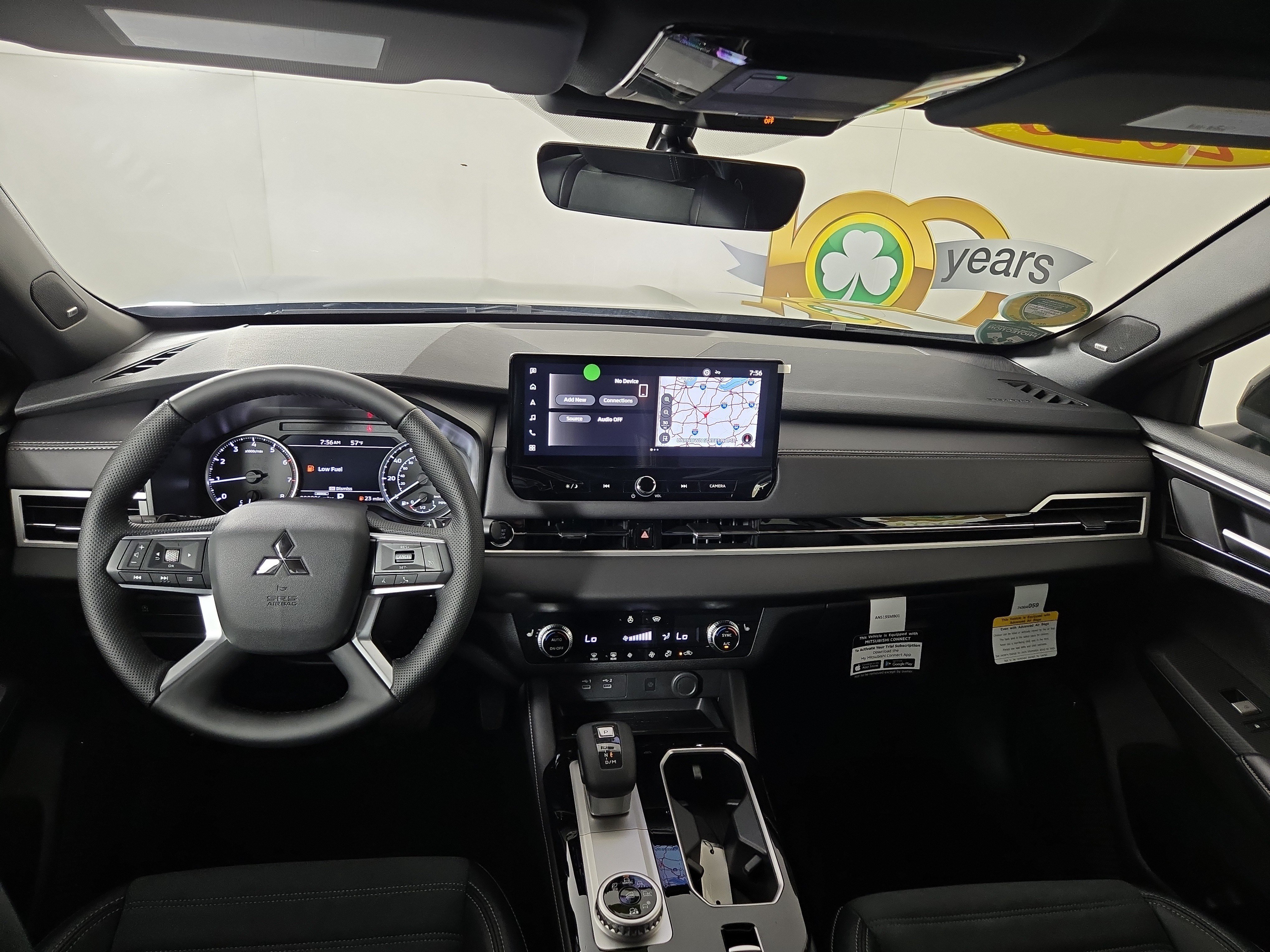 New 2026 Mitsubishi Outlander LE AWD/4WD image 13