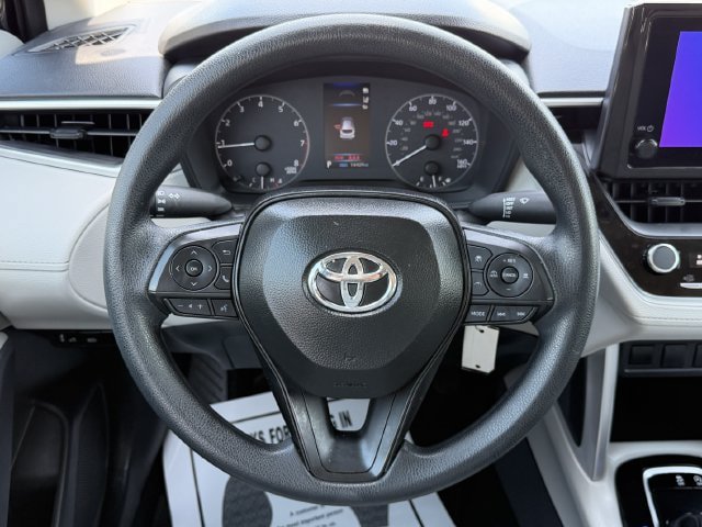 Certified 2025 Toyota Corolla Cross L FWD image 11